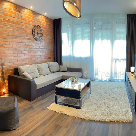 Apartment Edge Hideaway *